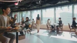 Liny CMのシーン6（00:08）