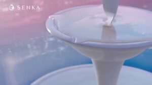 SENKA CMのシーン1（00:00）