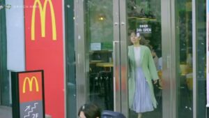 マクドナルド CMのシーン2（00:50）