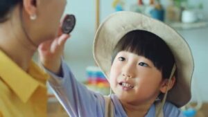 オレオ CMのシーン5（00:06）