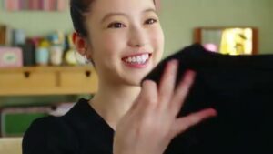 ライオン CMのシーン9（01:22）