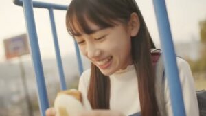 角煮まんじゅう CMのシーン2（00:03）