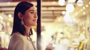 軽井沢・プリンスショッピングプラザ CMのシーン2（00:01）