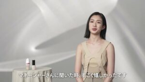 ファンデ美容液 CMのシーン5（03:57）