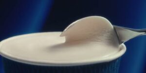 MOW CMのシーン4（00:05）