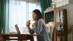 カロリーメイト CMのシーン7（00:19）