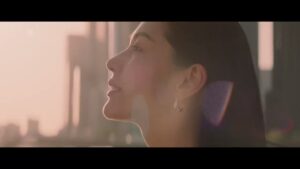 Brillia CMのシーン6（00:16）