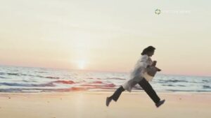 コスタ コーヒー CMのシーン5（00:06）