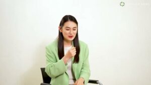 日本損害保険協会 CMのシーン3（01:36）