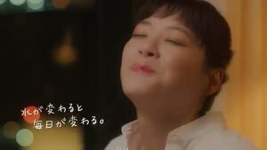 富士山の銘水 CMのシーン8（00:22）