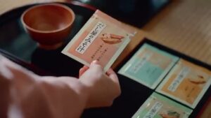 だし屋のみそ汁 CMのシーン2（00:03）