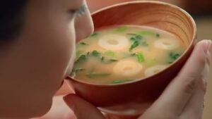 だし屋のみそ汁 CMのシーン7（00:19）