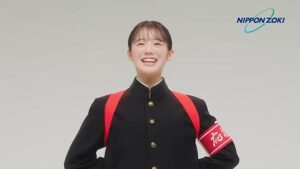 ⽇本臓器製薬 CMのシーン6（00:08）