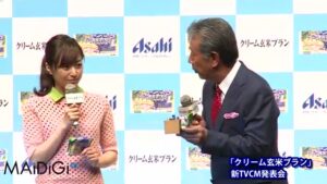 アサヒフードアンドヘルスケア CMのシーン4（01:29）
