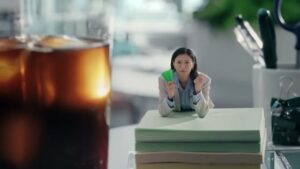 AGF CMのシーン5（00:06）