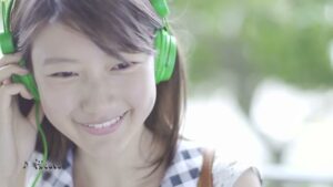 ユニバーサルミュージック CMのシーン8（00:11）