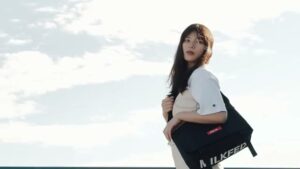 宝島社 CMのシーン3（00:05）