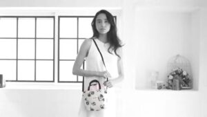 宝島社 CMのシーン2（00:01）