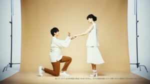 田中貴金属 CMのシーン5（00:06）