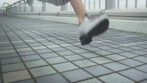 ホーキンス CMのシーン6（00:08）