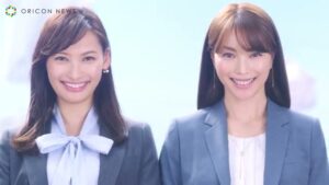 AOKI CMのシーン4（00:32）