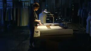 AS KNOW AS CMのシーン4（00:05）