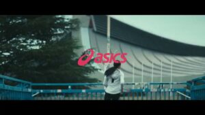 アシックス CMのシーン10（00:29）
