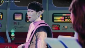 GU CMのシーン3（00:03）