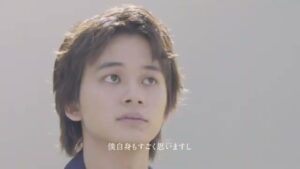 JINS CMのシーン9（01:34）