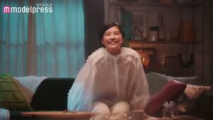 JINRO CMのシーン2（00:21）