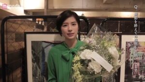 JINRO CMのシーン7（01:50）