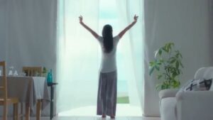 マルコ CMのシーン2（00:03）
