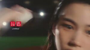 ユニクロ CMのシーン10（00:46）