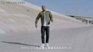 ユニクロ CMのシーン7（00:39）