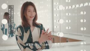 MEJ C COFFEE CMのシーン5（00:43）
