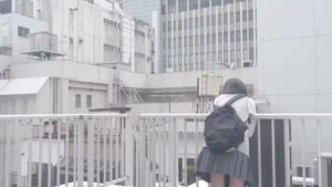 シアター&カフェ CMのシーン2（00:05）