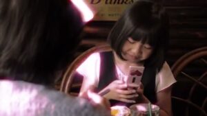 シアター&カフェ CMのシーン5（00:20）