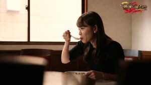 激辛グルメ祭り CMのシーン2（00:03）