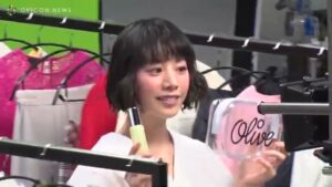 オリーブバージンオイル CMのシーン9（05:33）