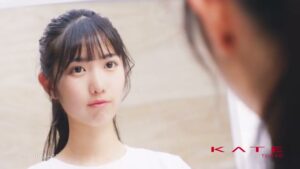 KATE CMのシーン8（01:47）