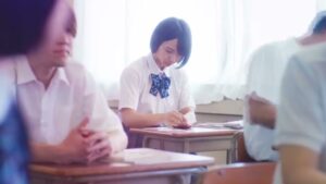 KATE CMのシーン9（02:02）