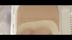 コフレドール CMのシーン3（00:03）
