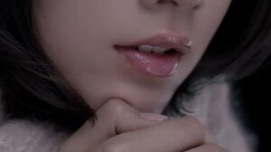 コーセー CMのシーン4（00:10）