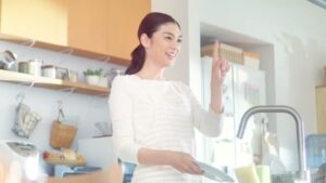 バンドエイド CMのシーン10（00:14）