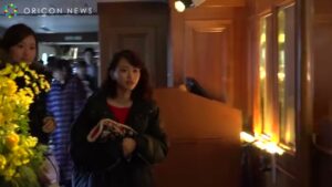伊勢半 CMのシーン2（00:19）