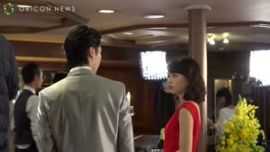 伊勢半 CMのシーン3（00:35）