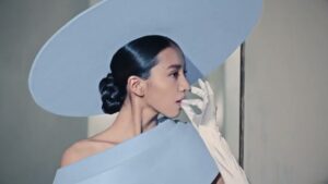 e-maのど飴 CMのシーン1（00:03）