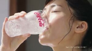 日本コカ・コーラ CMのシーン6（00:10）