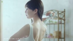 エージーデオ24 CMのシーン3（00:08）