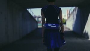 ポカリスエット CMのシーン1（00:03）